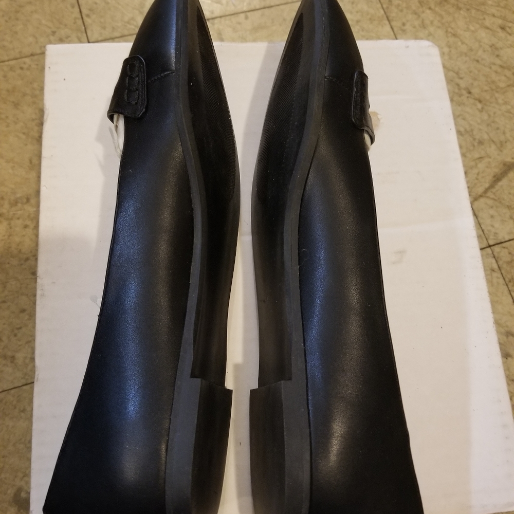 Shoes - Picture 2 of 3
